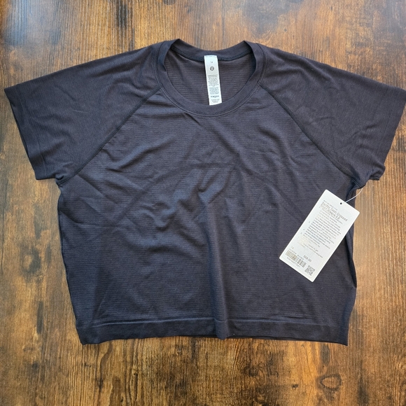lululemon athletica Tops - Lululwmon Swiftly Tech Cropped Short Sleeve 2.0 Size 14 Black Brand New
